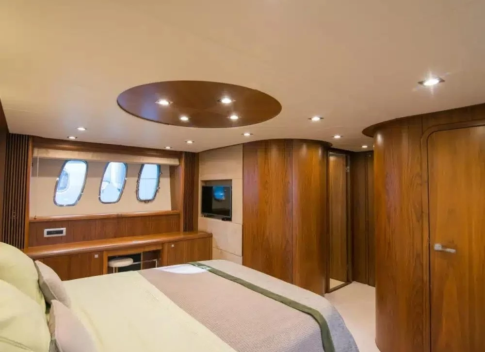 An image of Elentari yacht