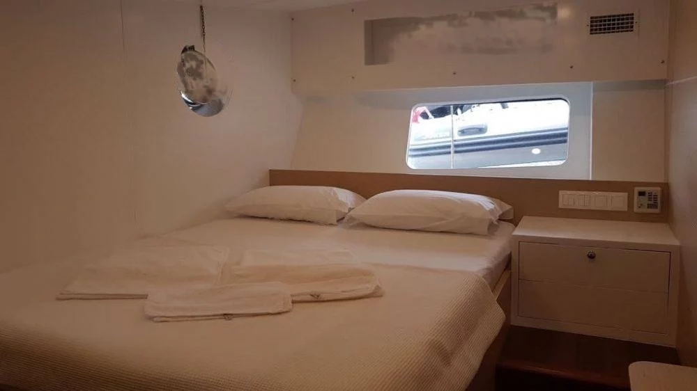 An image of Elfim 11 yacht