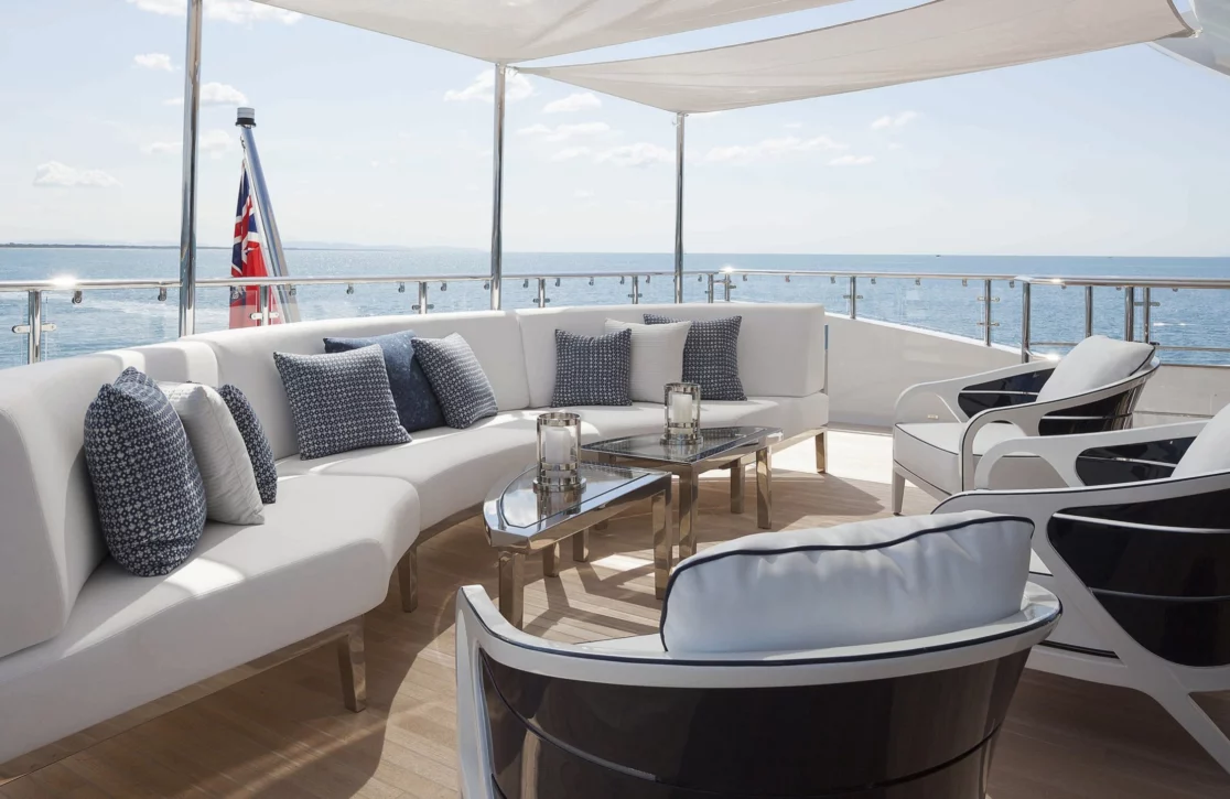 An image of H yacht