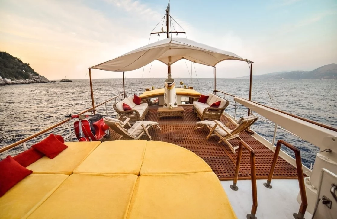 An image of Entrancer yacht