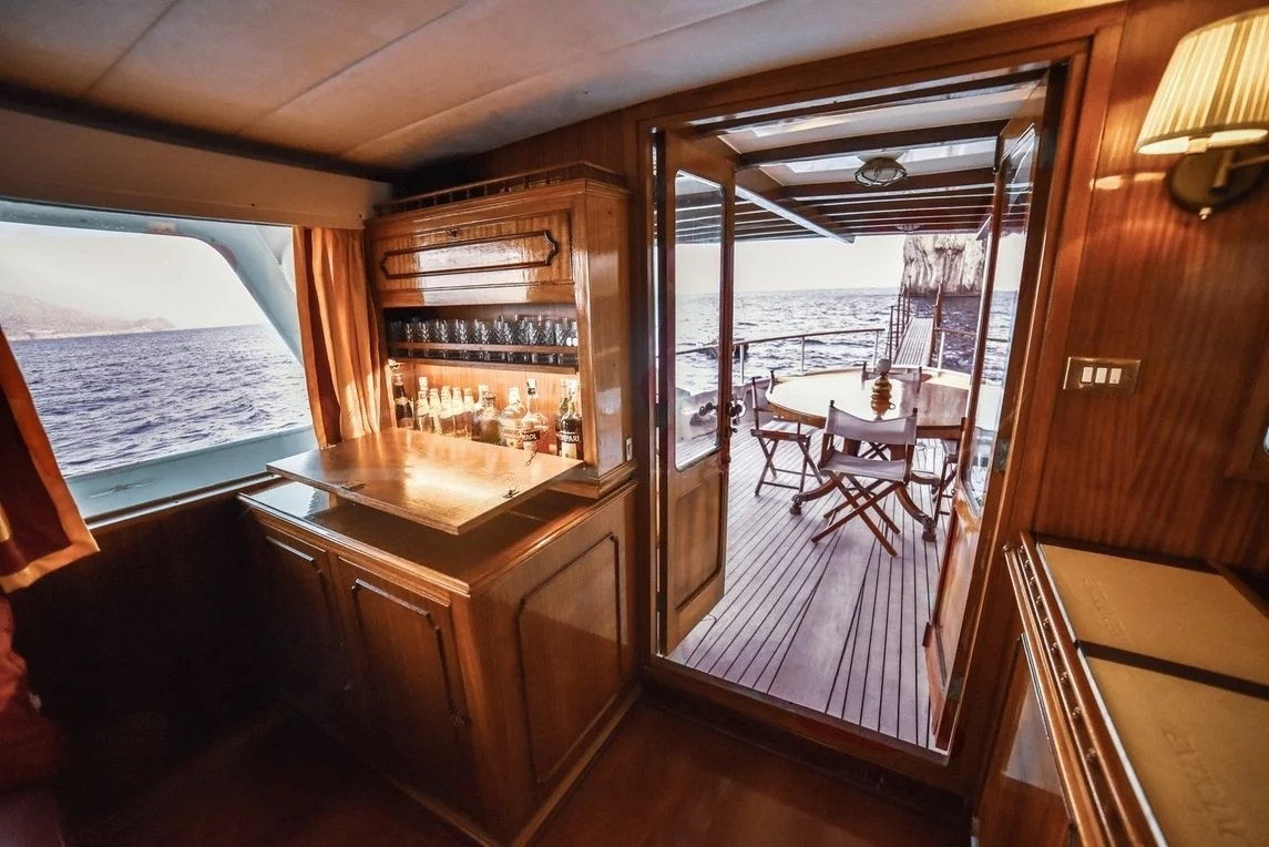A preview of interior Bar or dance club