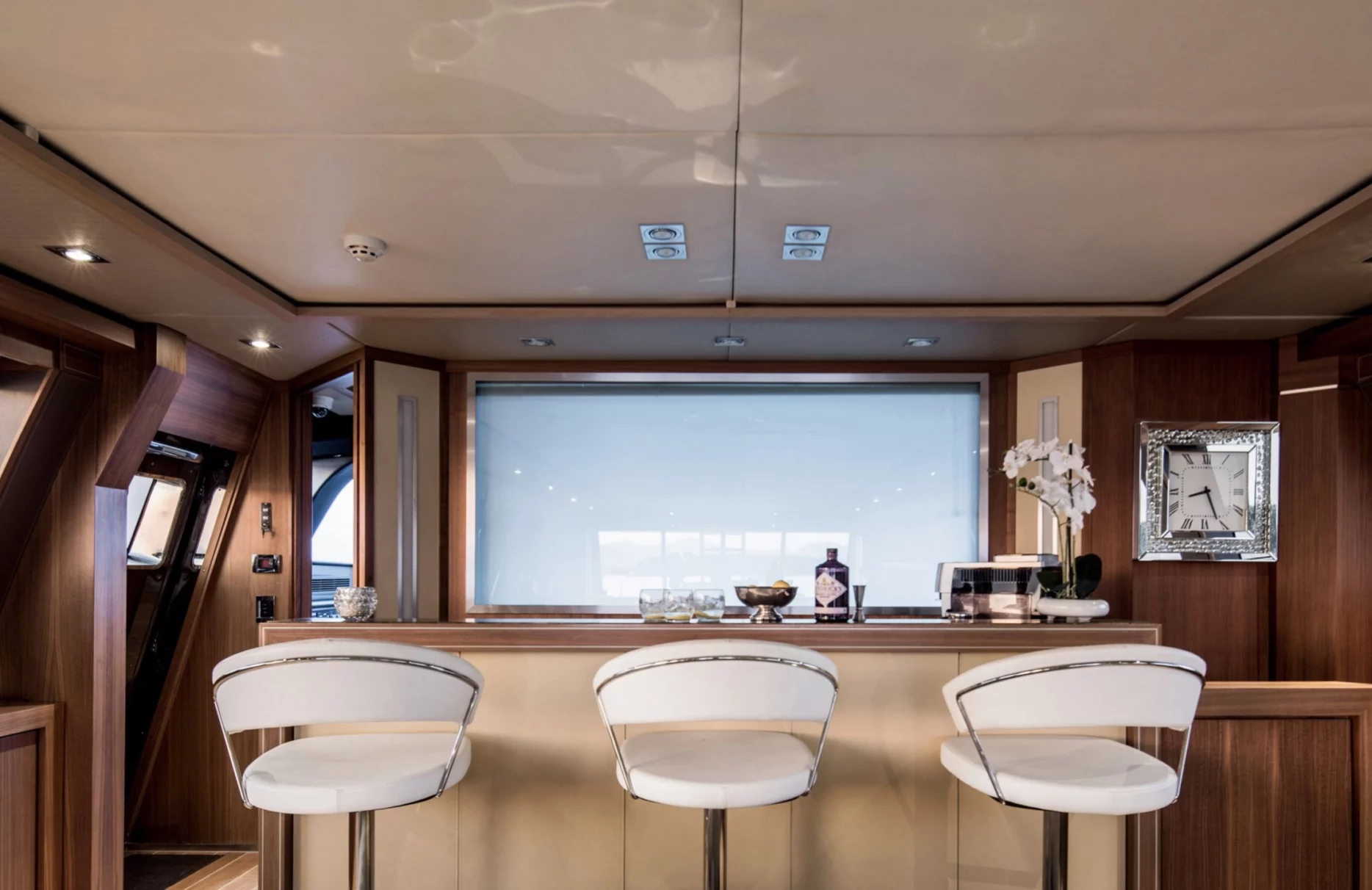 A preview of interior Bar or dance club
