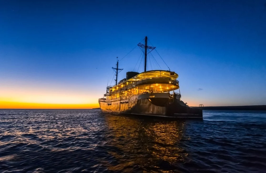 An image of Evolution yacht