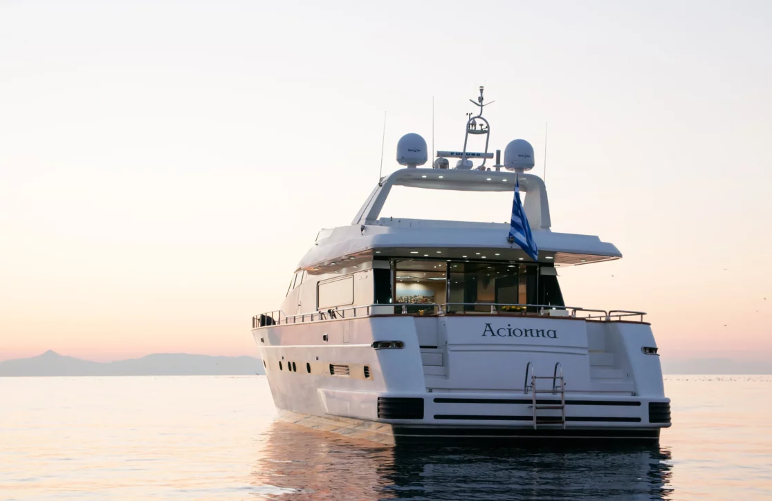 An image of Acionna yacht