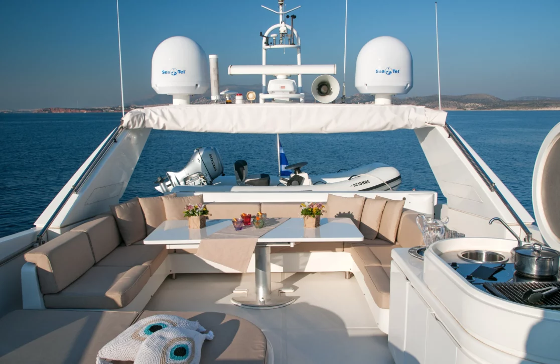 An image of Acionna yacht