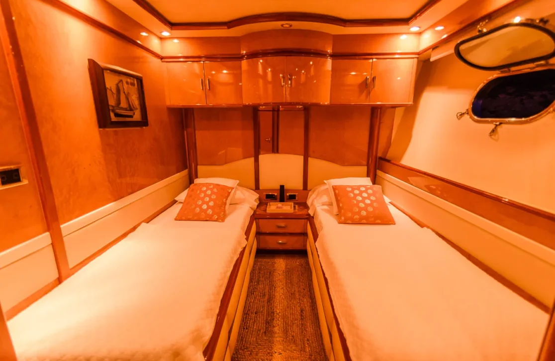 An image of Nephenta yacht