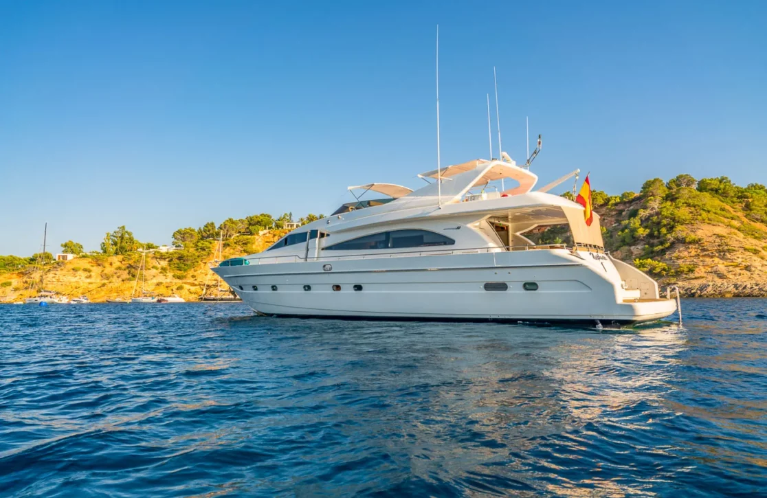 An image of Nephenta yacht