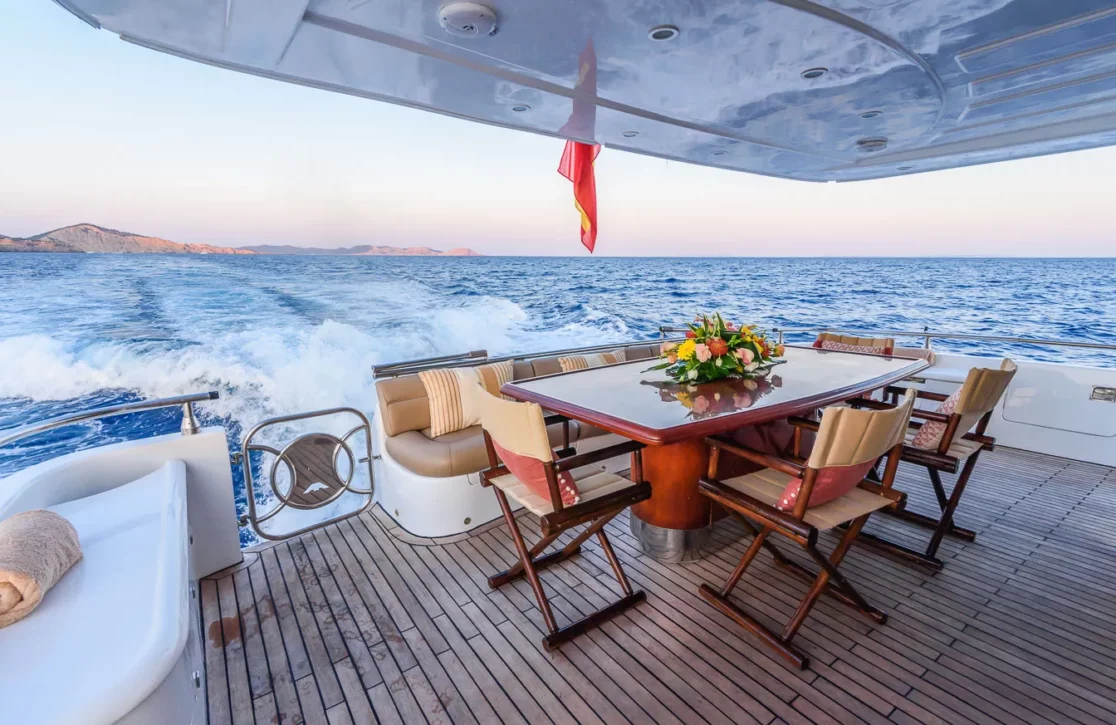 An image of Nephenta yacht