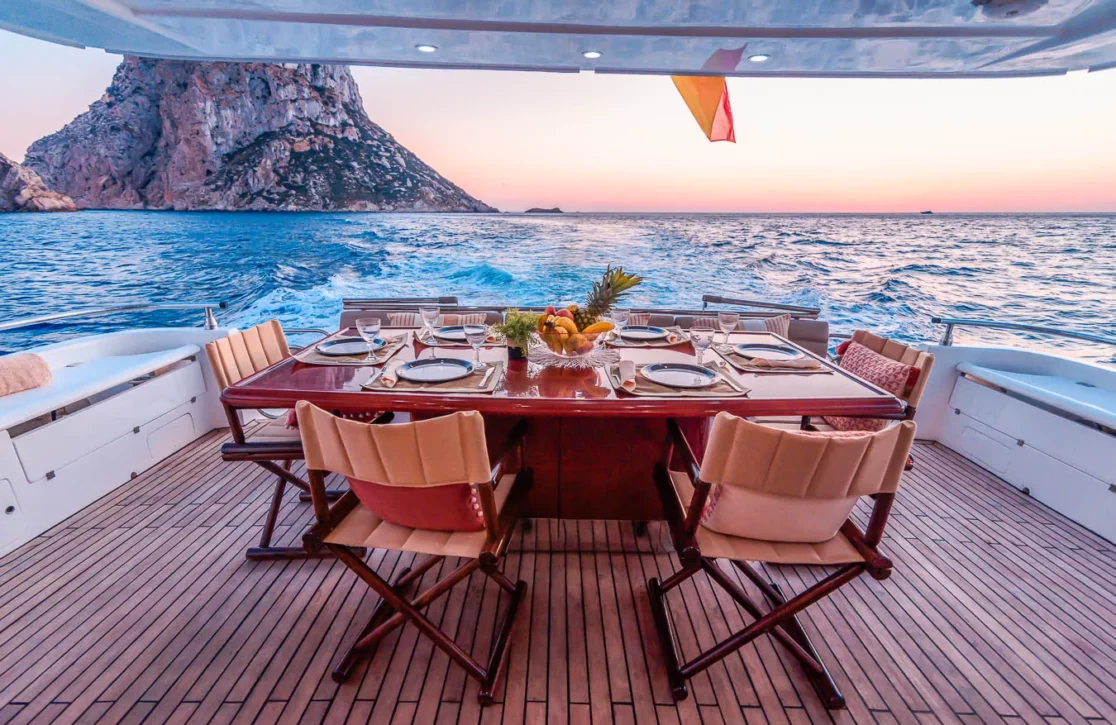 An image of Nephenta yacht