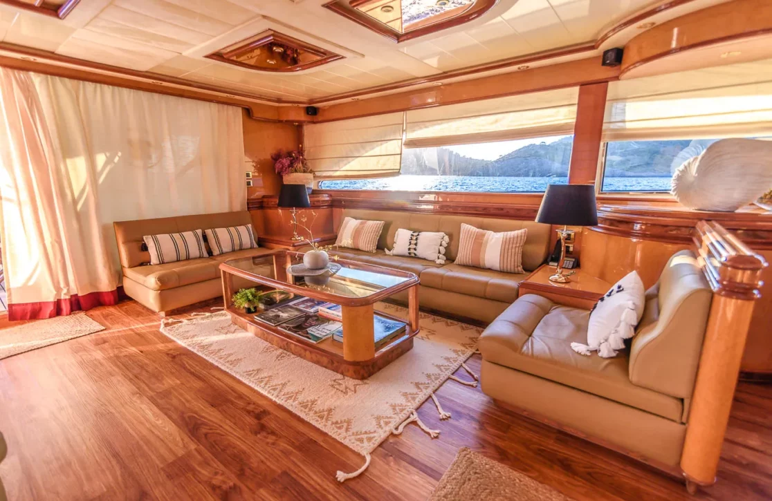 An image of Nephenta yacht