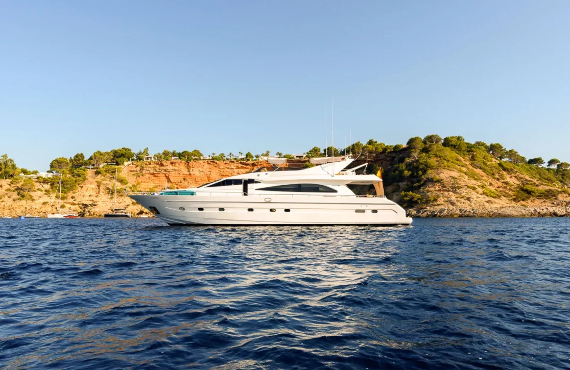 An image of Nephenta yacht