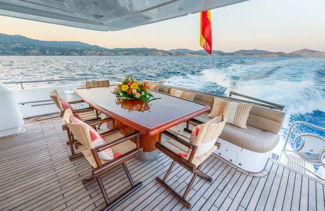 An image of Nephenta yacht