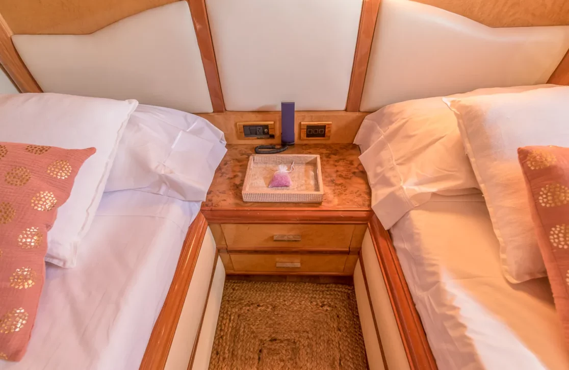 An image of Nephenta yacht