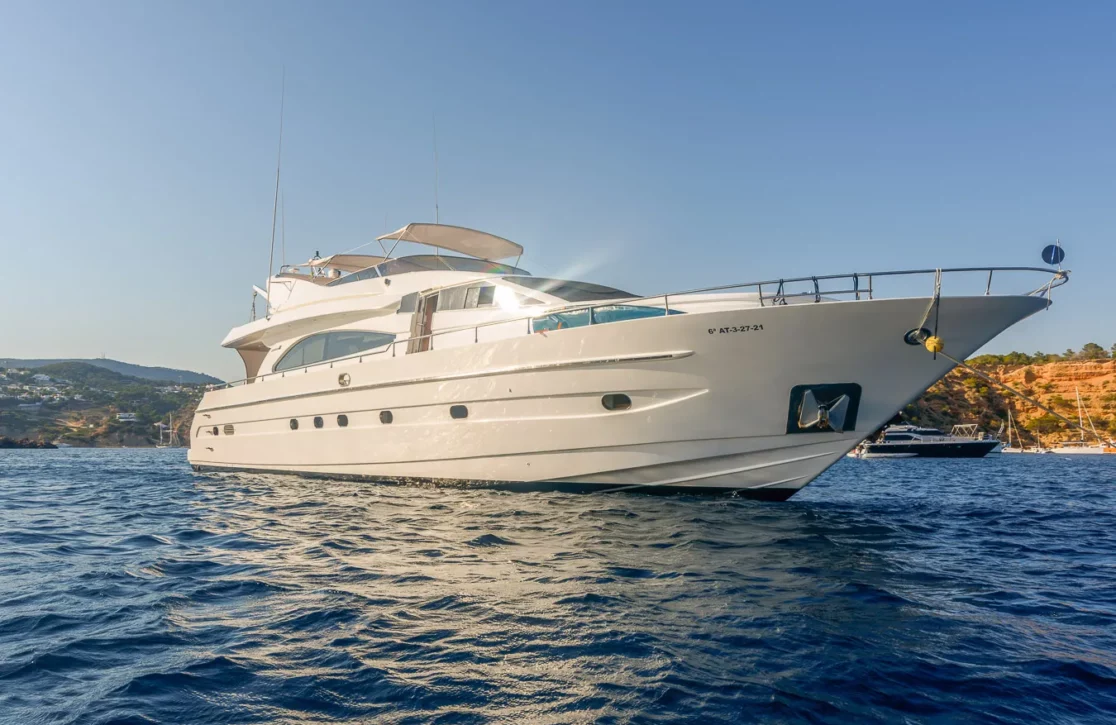 An image of Nephenta yacht