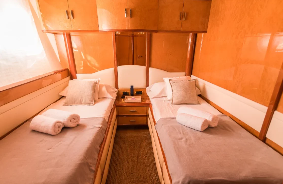 An image of Nephenta yacht