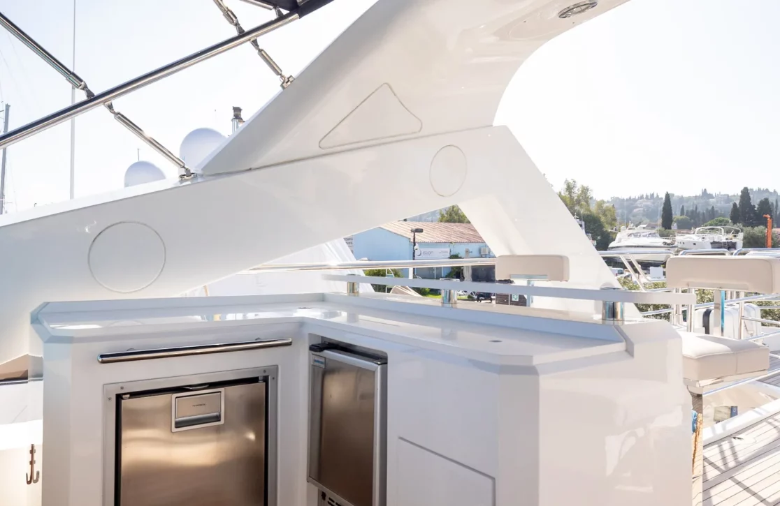 An image of Shine yacht