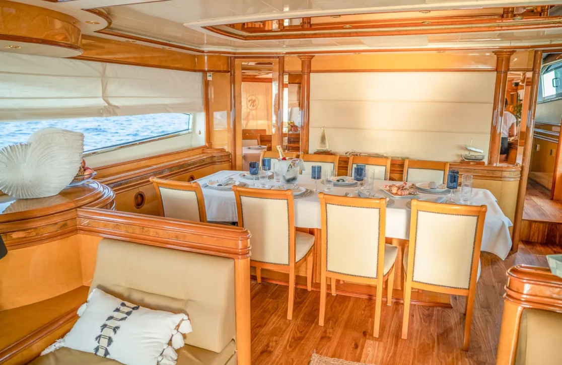 An image of Nephenta yacht