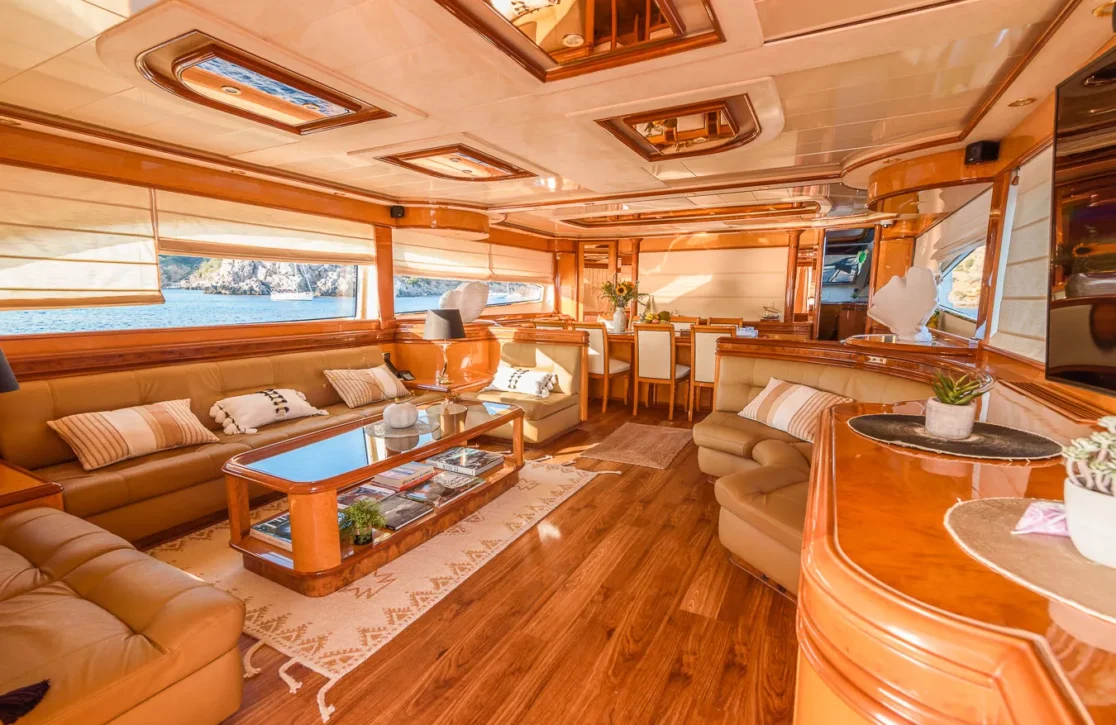 An image of Nephenta yacht