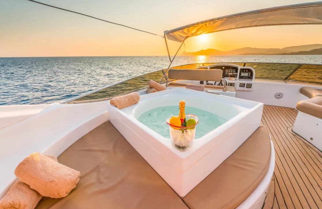 An image of Nephenta yacht