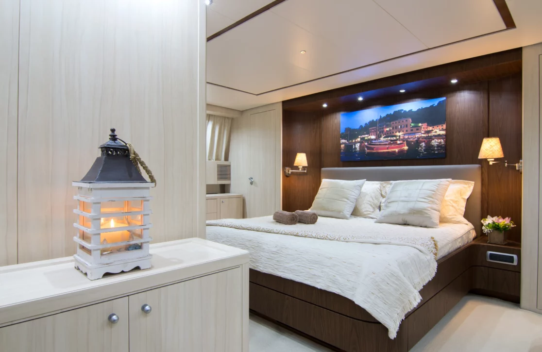 An image of Acionna yacht