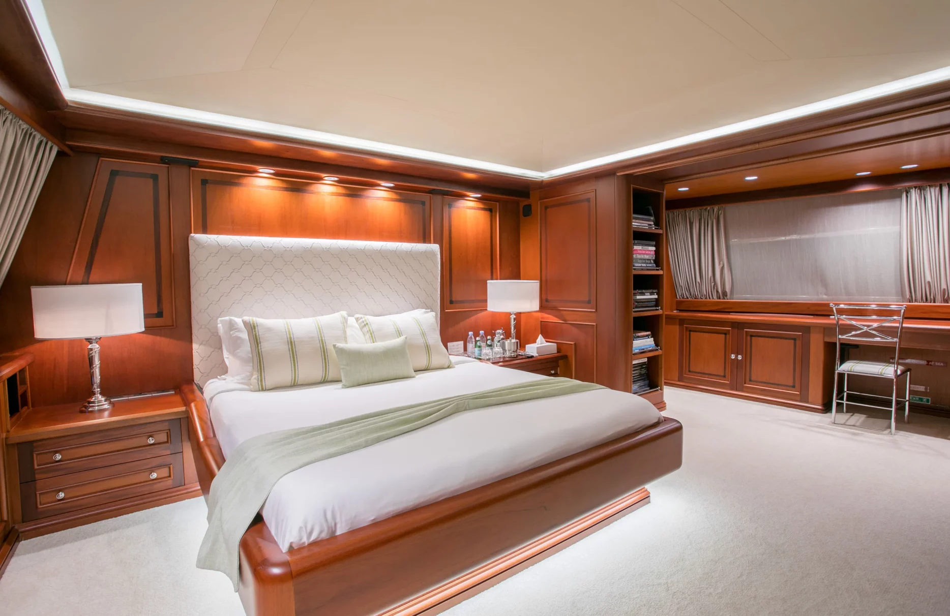 A preview of interior Bedroom cabin
