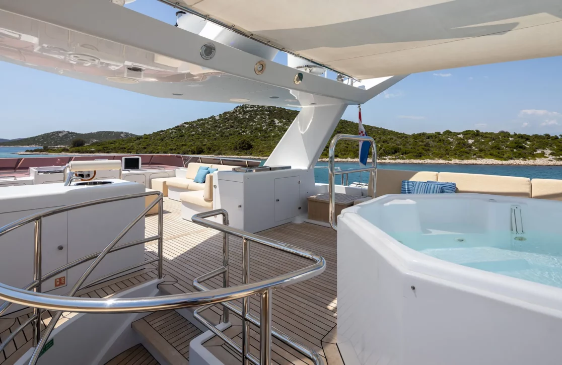 An image of Ladyship yacht