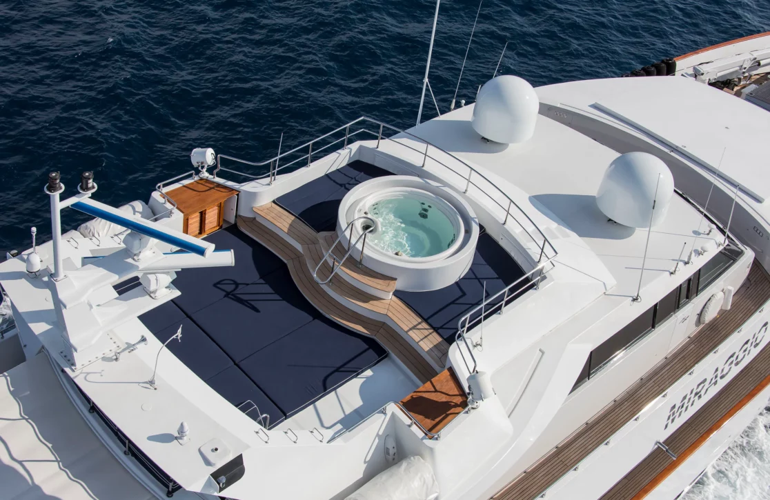 An image of Miraggio yacht