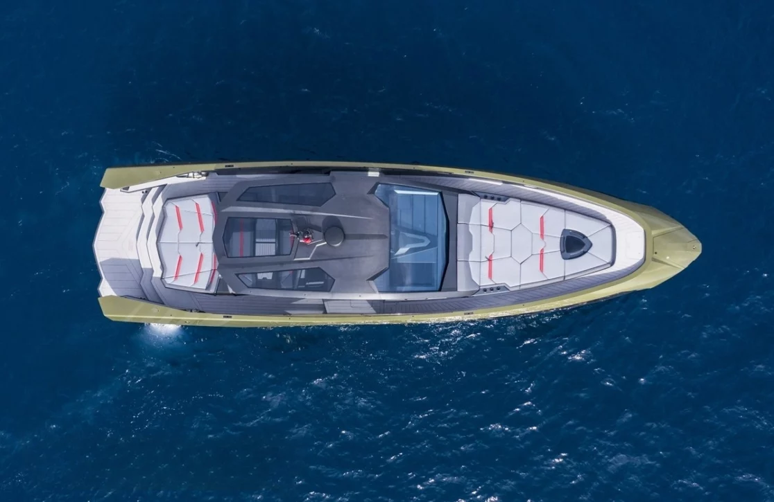 An image of Fast One yacht
