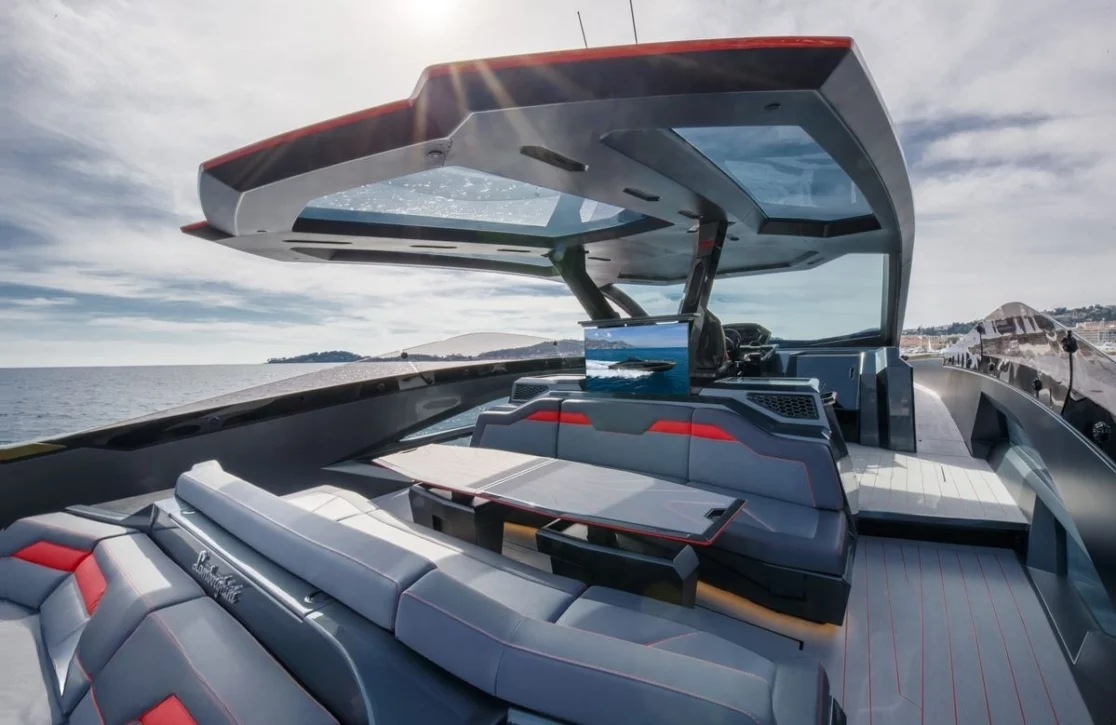An image of Fast One yacht