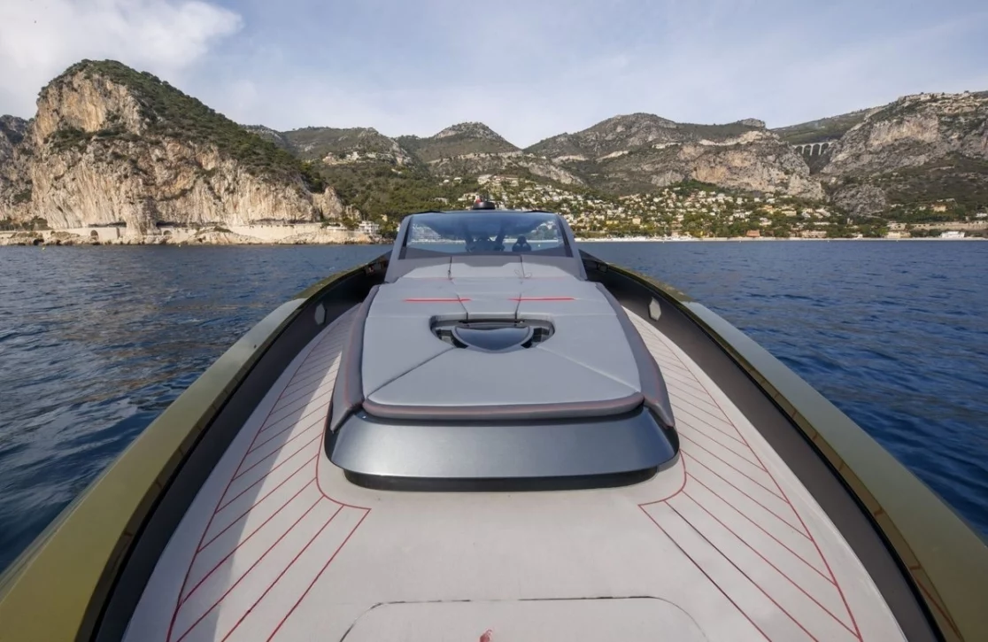 An image of Fast One yacht