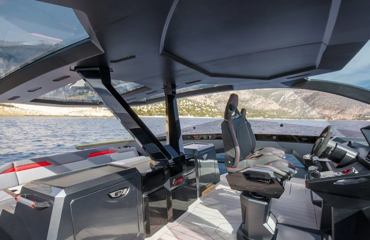 A preview of interior Bridge driving area