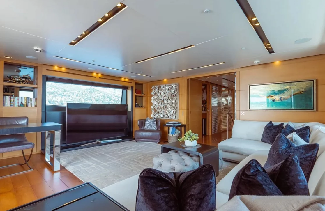 An image of Away yacht