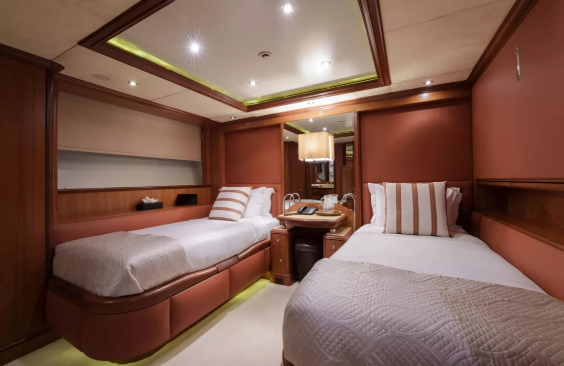 An image of Jo I yacht