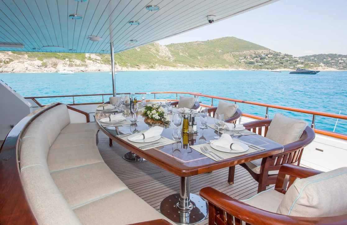 An image of Miraggio yacht