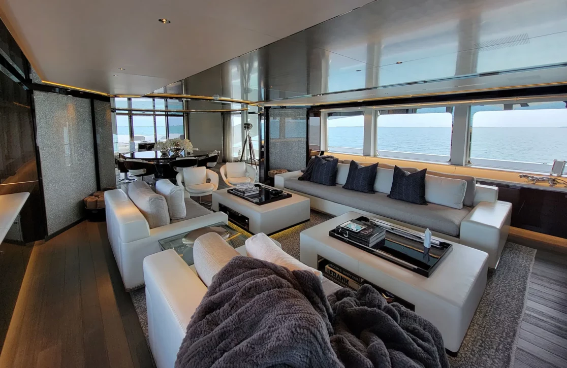 An image of Knight yacht