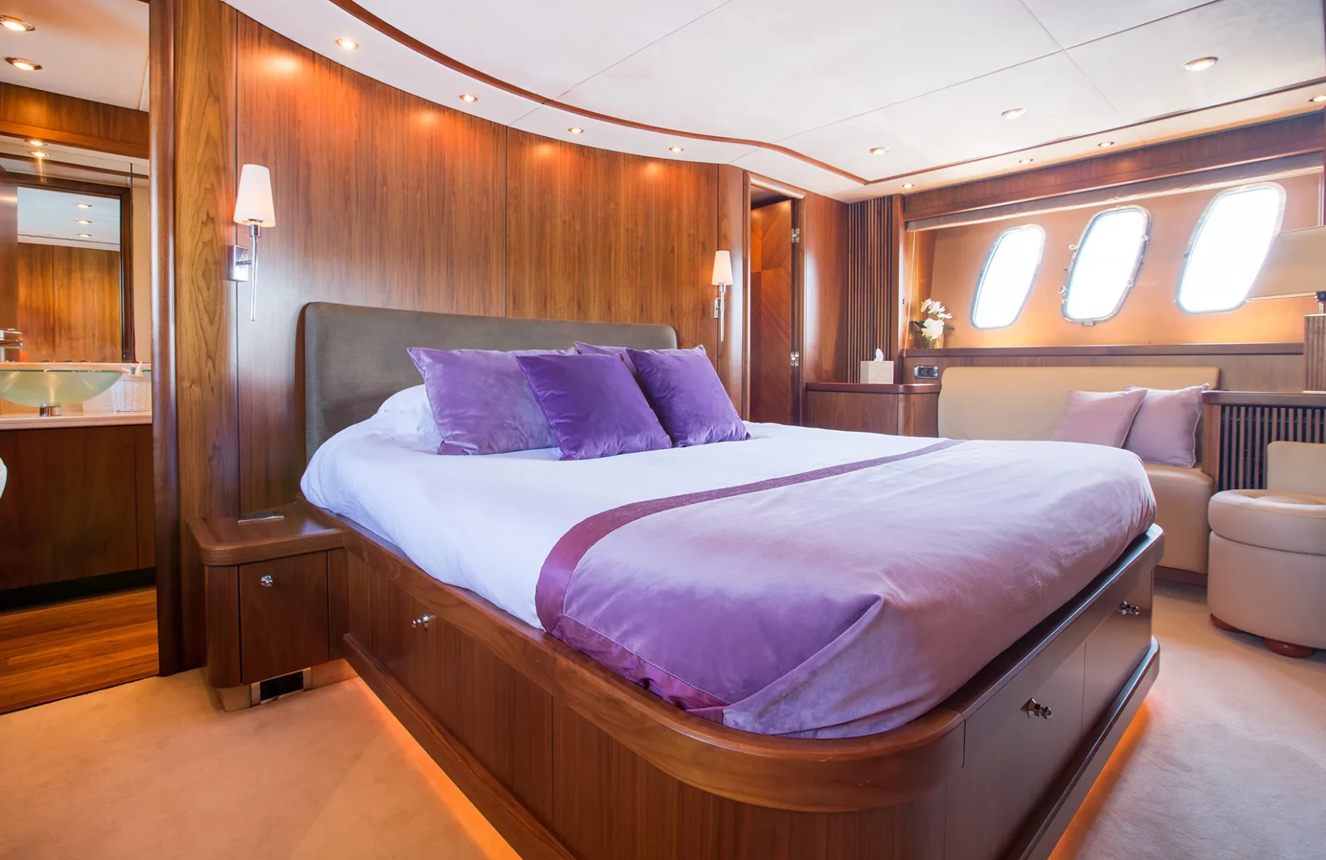 A preview of interior Bedroom cabin
