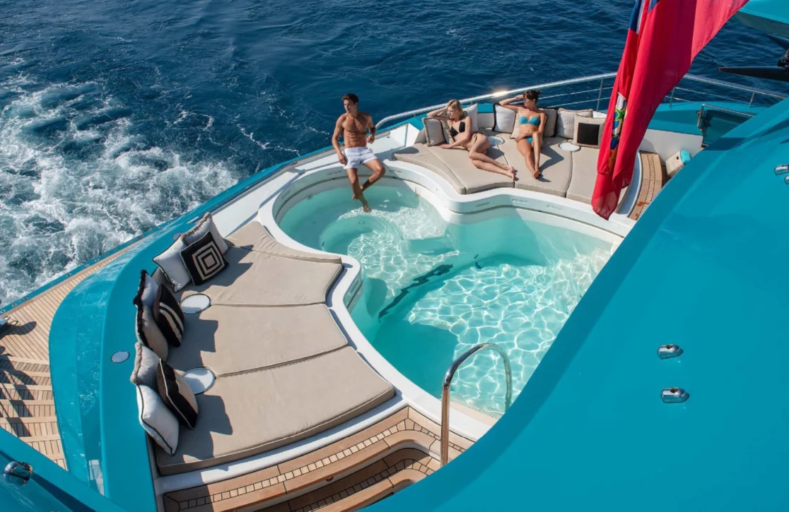 An image of Sunrays yacht