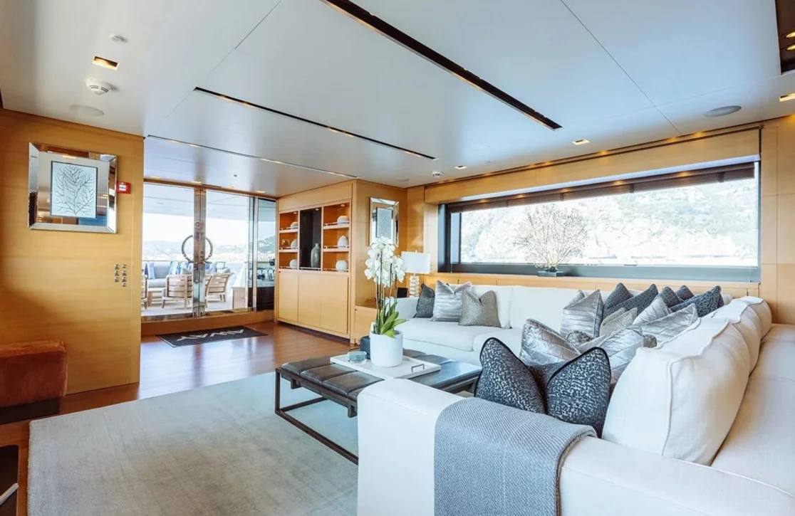 An image of Away yacht