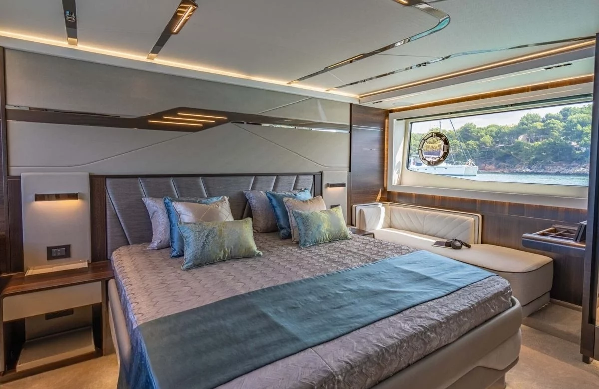 A preview of interior Bedroom cabin