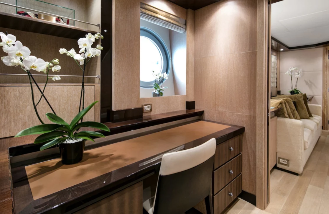 An image of Silver Wave yacht
