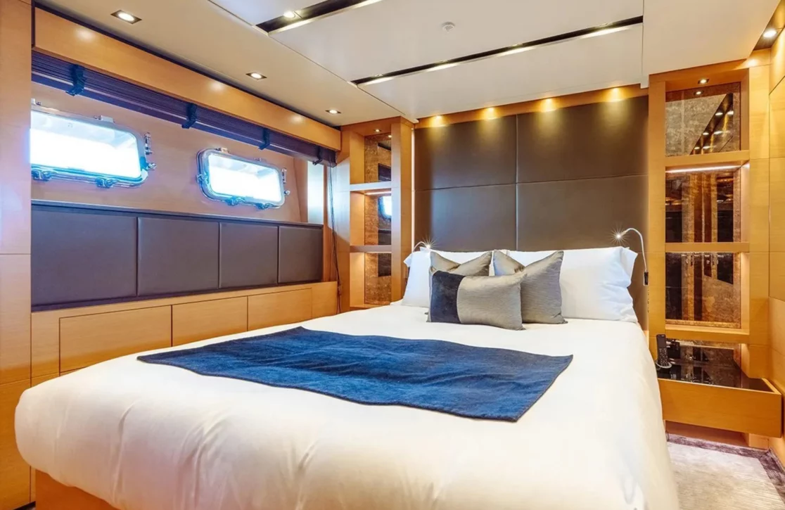 An image of Away yacht