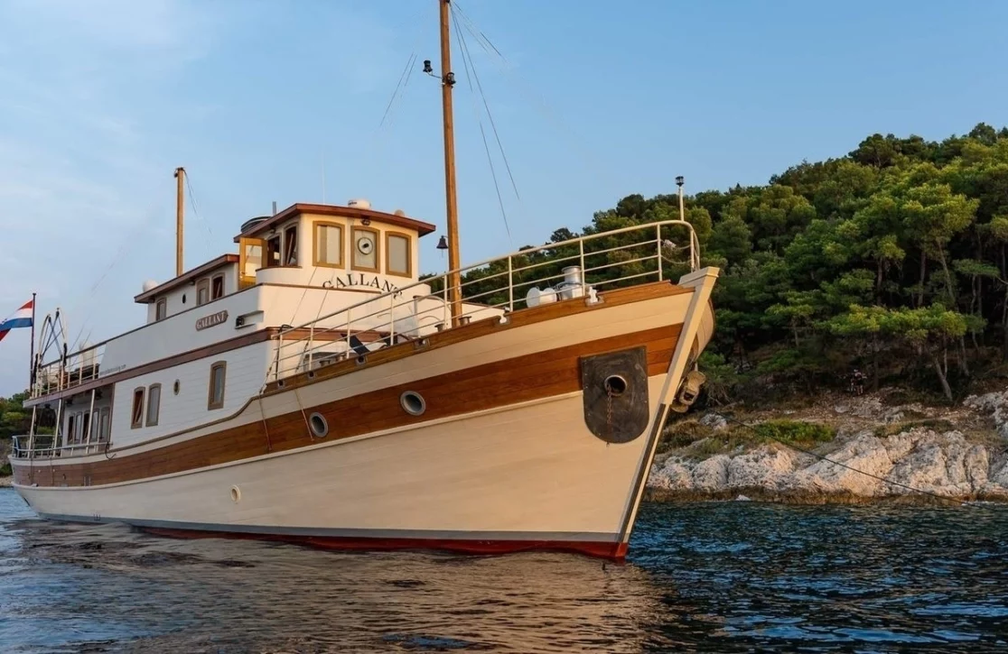 An image of Gallant yacht