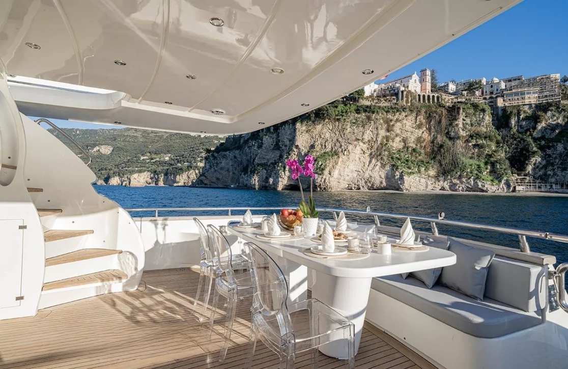 An image of Gemini 3 yacht