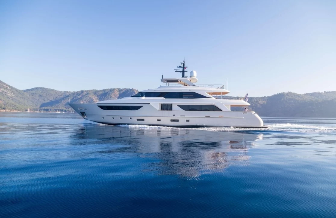 An image of Glory yacht