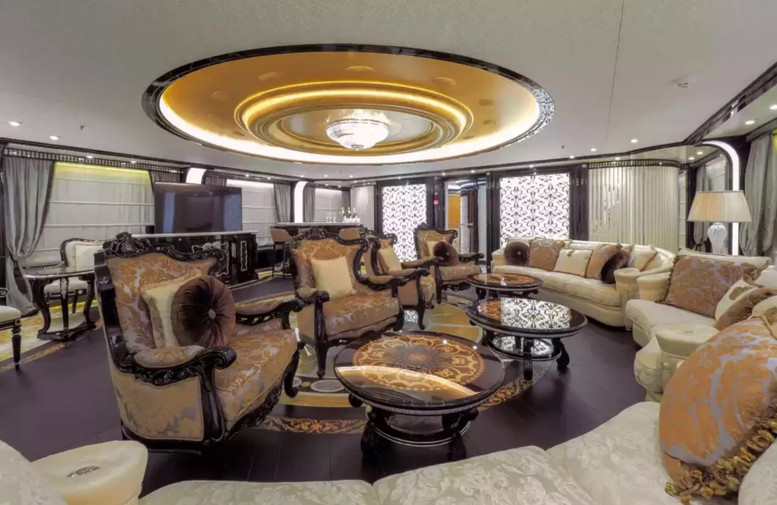 An image of Elements yacht