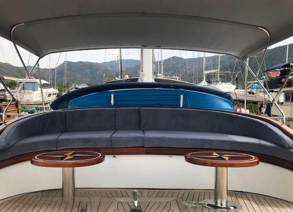 An image of Grand Sailor yacht