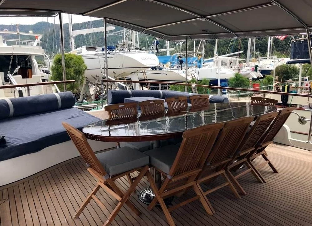 An image of Grand Sailor yacht