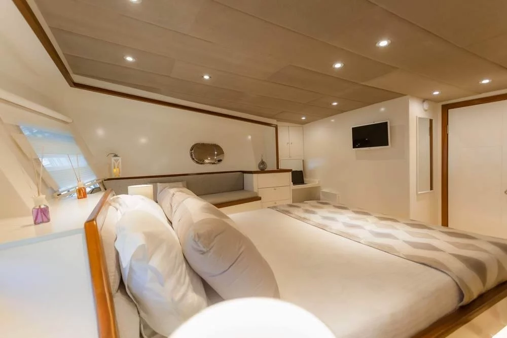 An image of Grand Sailor yacht