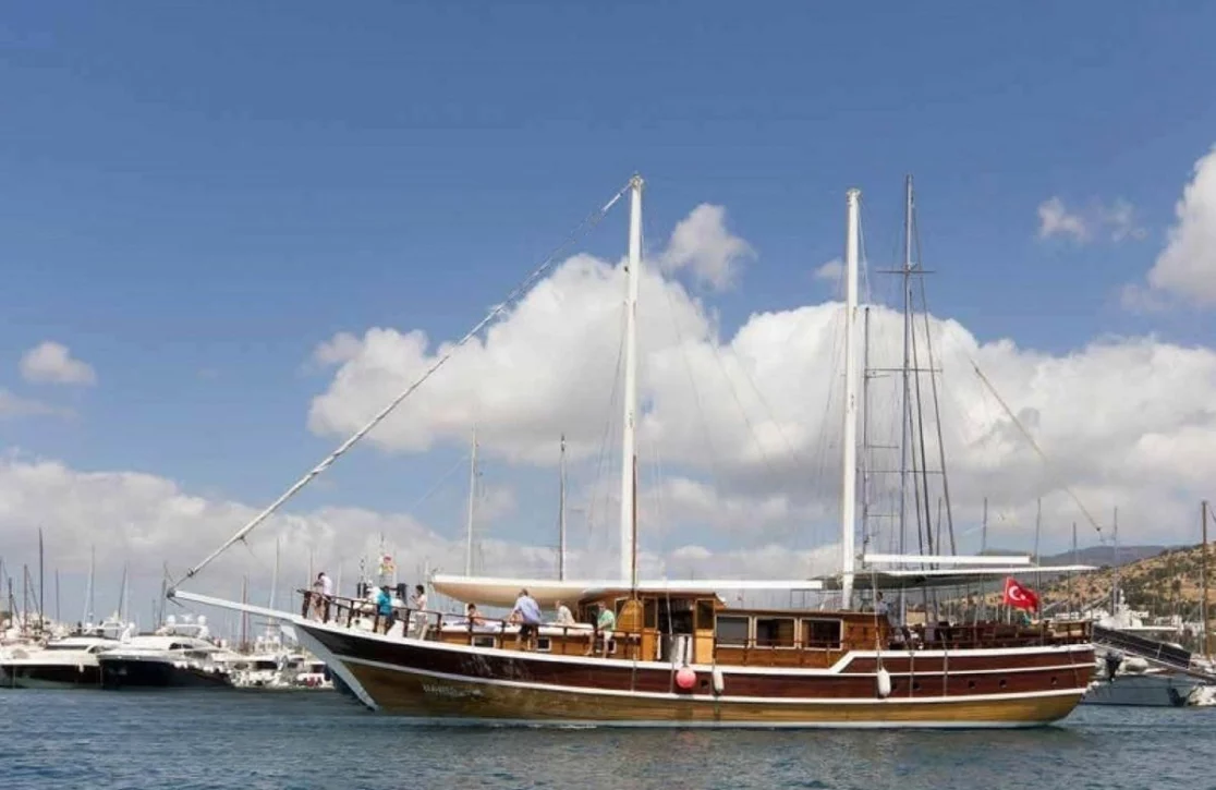 An image of Harmonia yacht