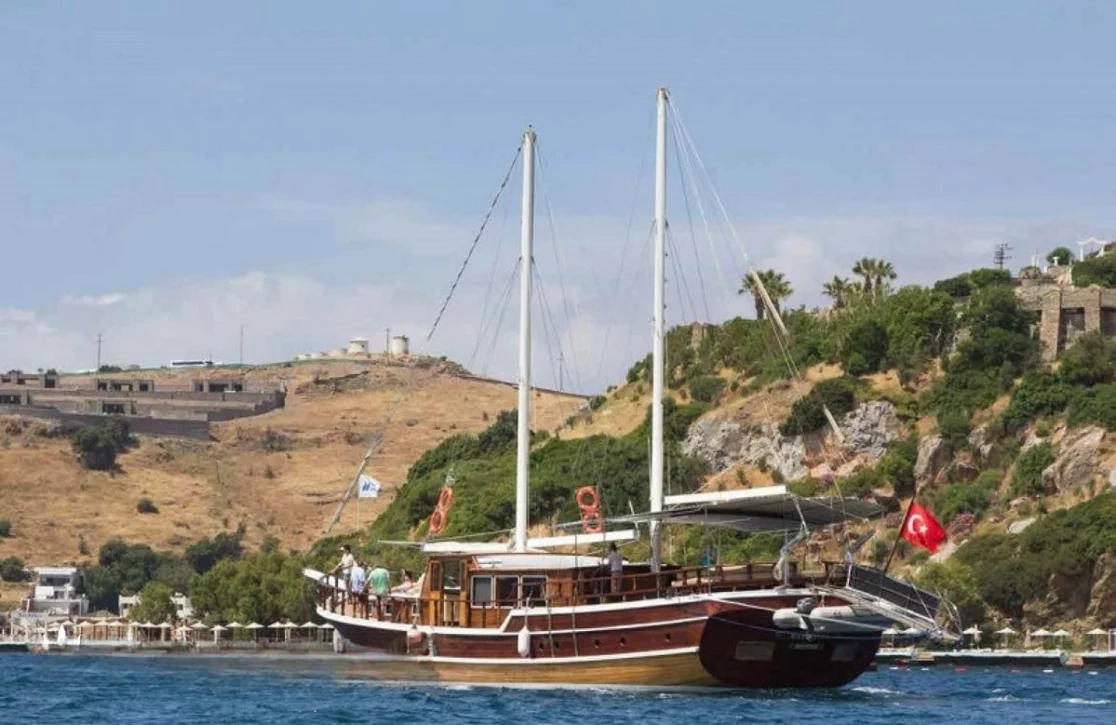 An image of Harmonia yacht